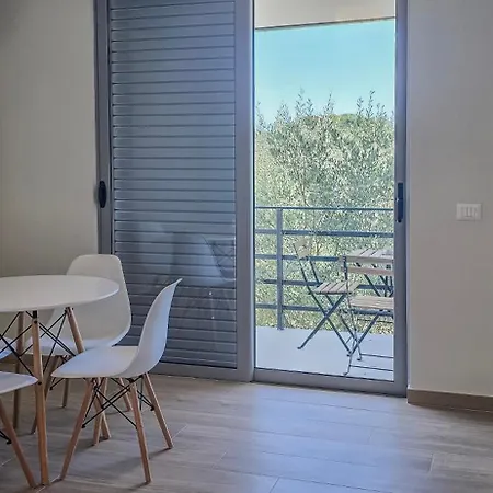 Ph Olive Mountain Escape In Apartment *